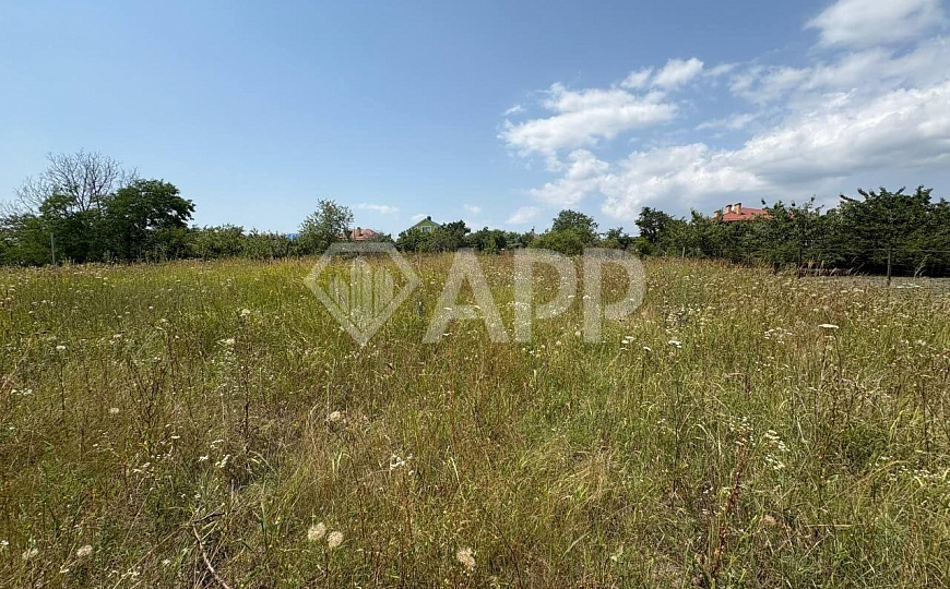 Продаю участок 4,3 сот. (ИЖС) фото
