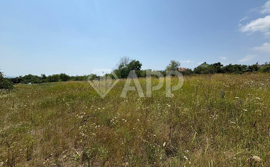 Продаю участок 4,3 сот. (ИЖС) фото