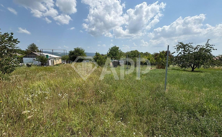 Продаю участок 4,3 сот. (ИЖС) фото