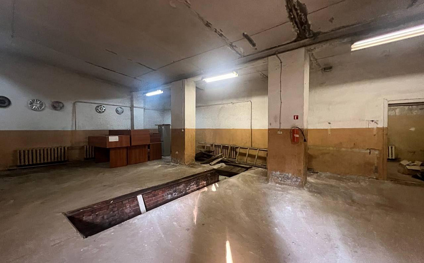 Сдается гараж или помещение под автосервис в Ленинском районе, 150м² фото
