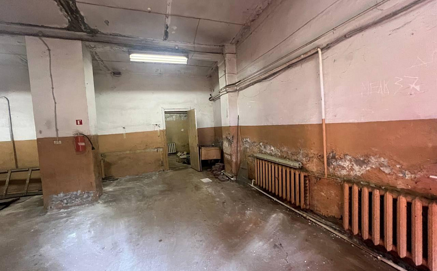 Сдается гараж или помещение под автосервис в Ленинском районе, 150м² фото