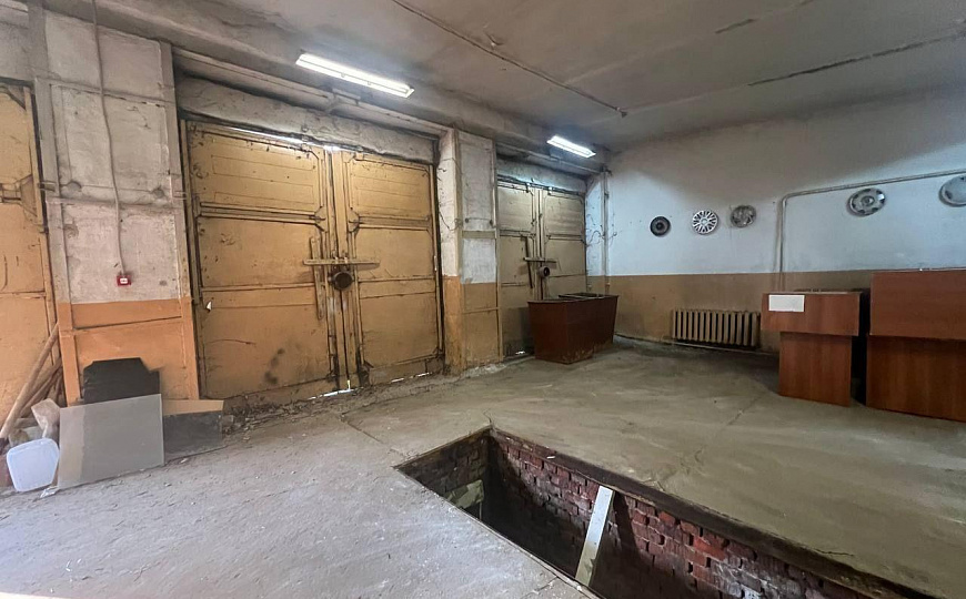 Сдается гараж или помещение под автосервис в Ленинском районе, 150м² фото