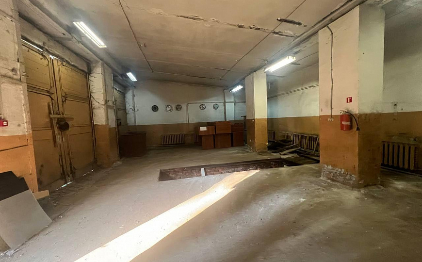 Сдается гараж или помещение под автосервис в Ленинском районе, 150м² фото