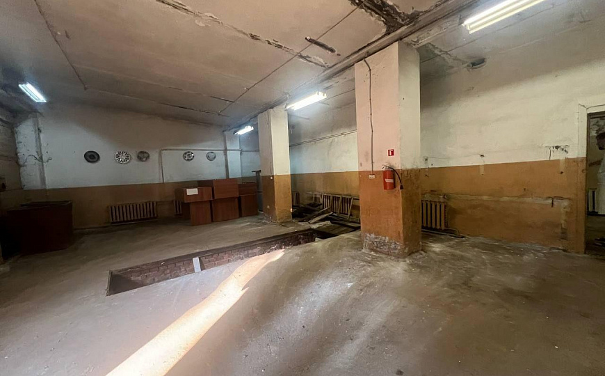 Сдается гараж или помещение под автосервис в Ленинском районе, 150м² фото