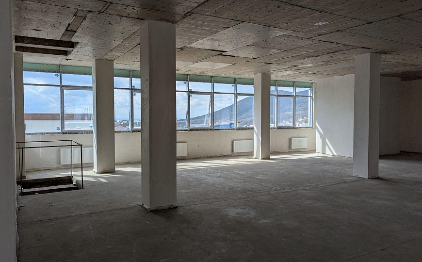 Сдам помещение свободного назначения, 660 м² фото