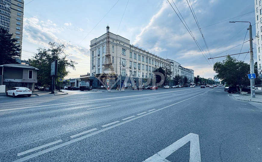 Ремонт.2Входа.Рядом 2 кофейни.Вкусно и точка, 73 м² фото