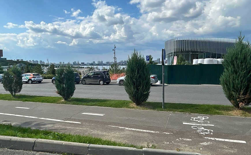 Сдаю помещение с террасой в новом гастрокомплексе на набережной ! фото