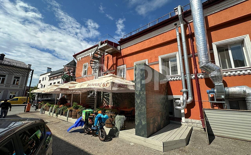 Помещение свободного назначения 375м² в центре города фото