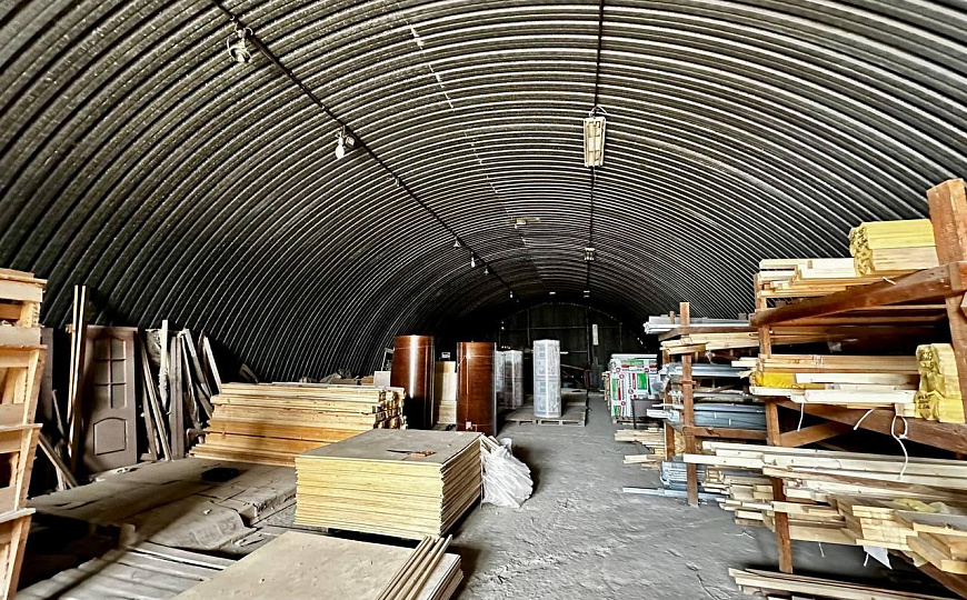 Складская база на участке,  830 м² фото
