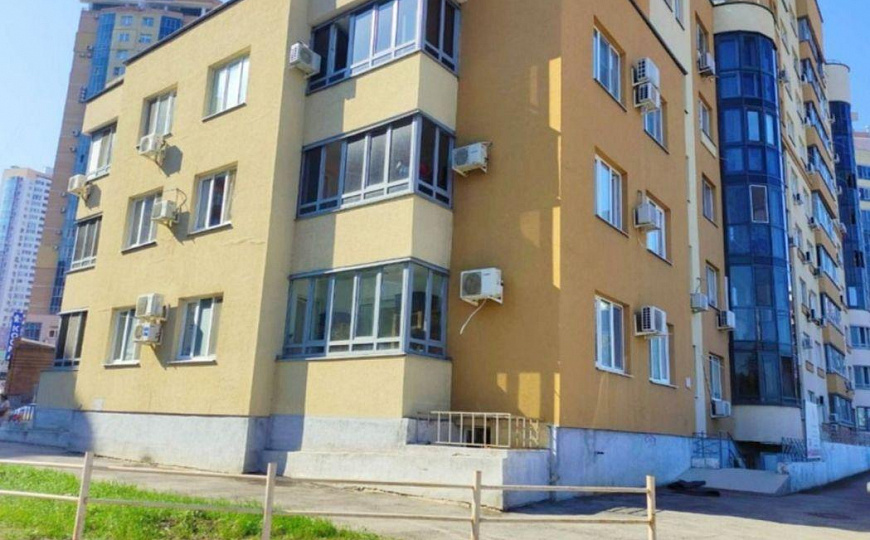 Продам помещение свободного назначения. фото
