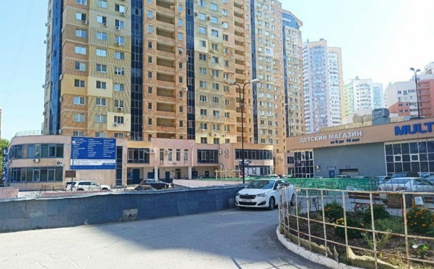 Продам помещение свободного назначения. фото