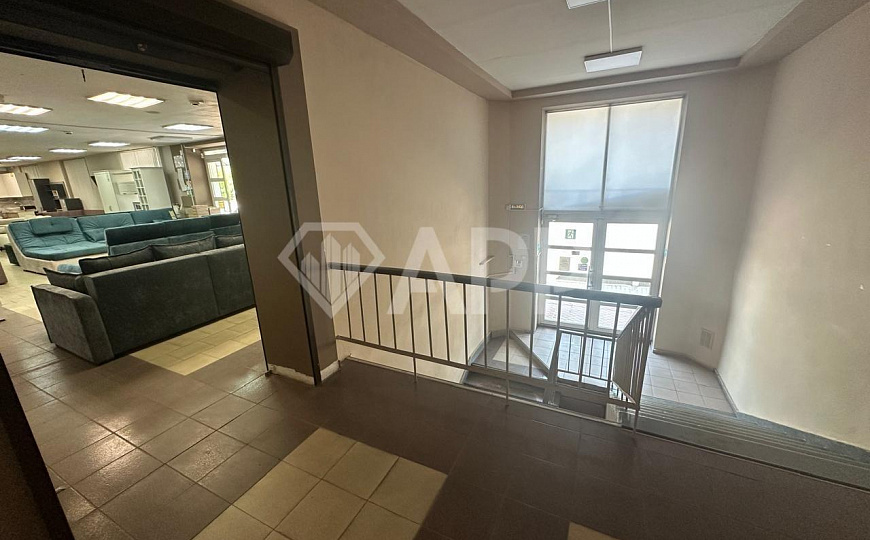 Сдам помещение свободного назначения, 250 м² фото