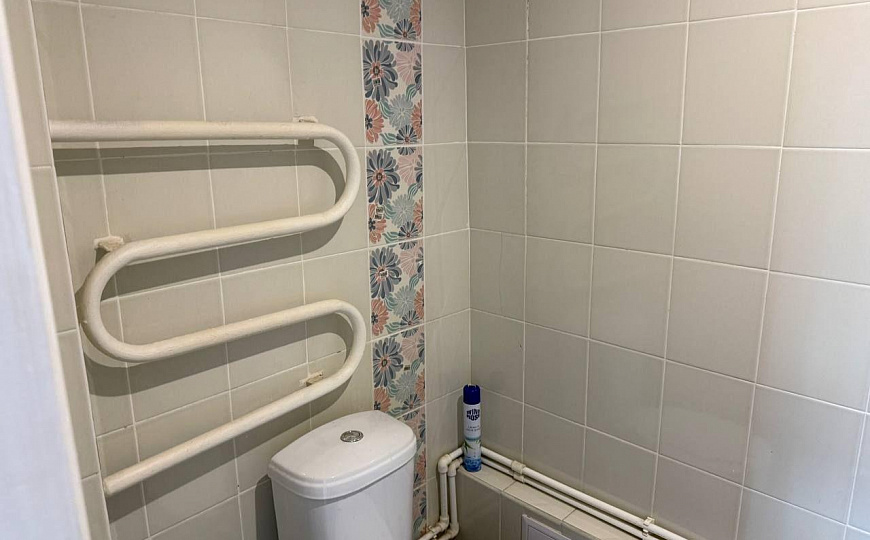 Продам помещение на красной линии фото