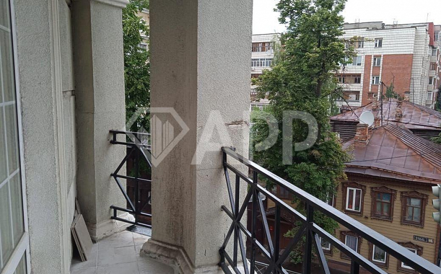 В аренду помещения от 33 м2 в центре города ,   к.у.включены фото