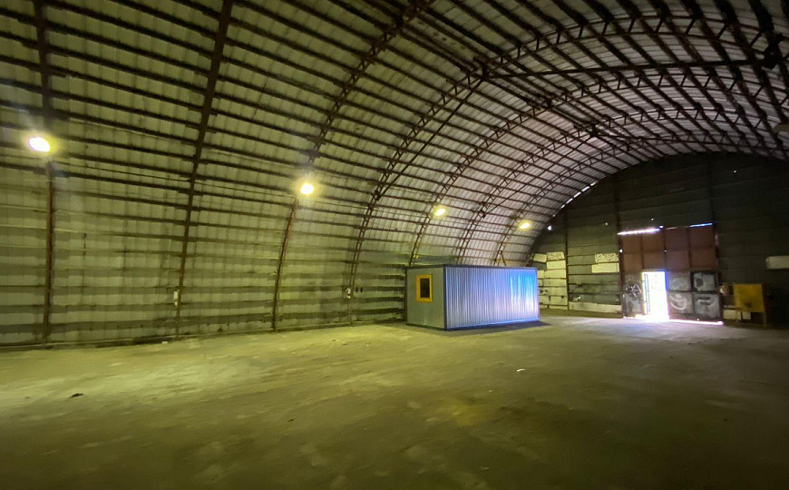 Продам имущественный комплекс 1000 м² на ЗУ 1 Га, фото