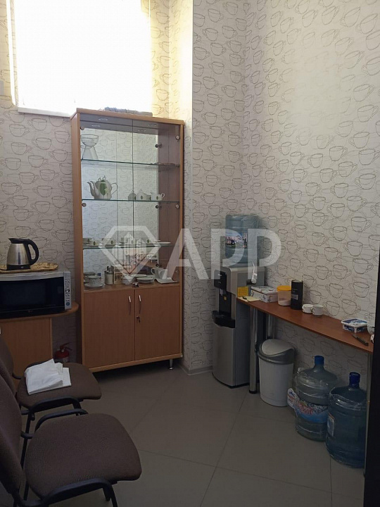 Продам помещение свободного назначения, 650 м², зем.участок 7.2 сотки. фото