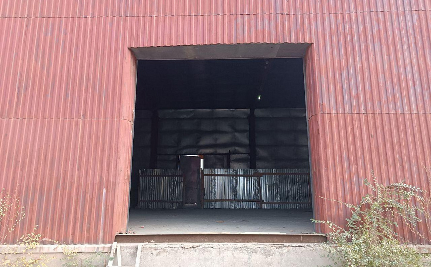 Помещение с ж/д веткой, 300 м² фото