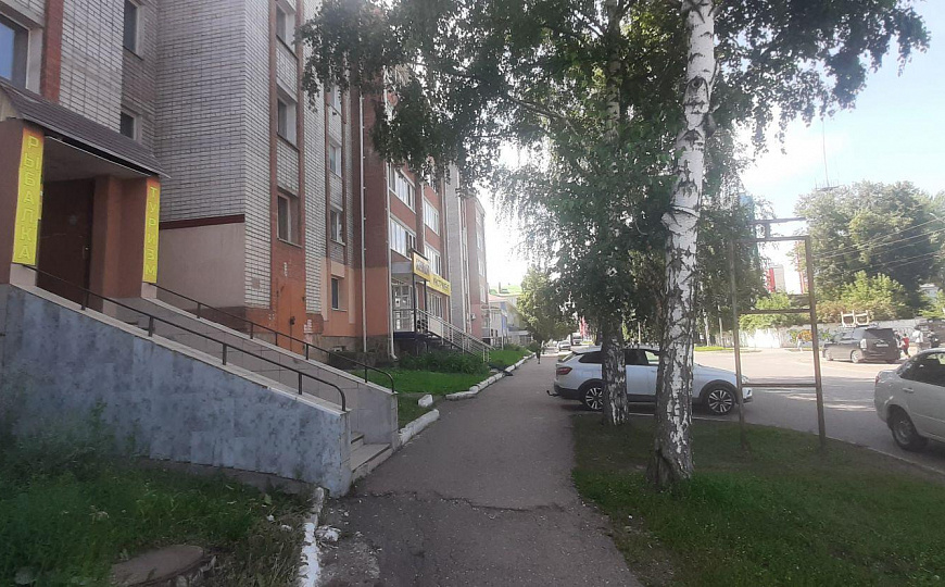 Помещение с высоким трафиком фото