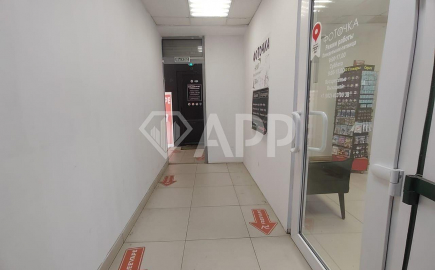 Продам торговое помещение, 180 м² фото