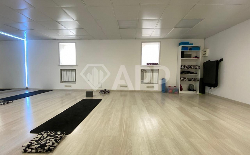 Помещение свободного назначения в центре, 76,8м² фото