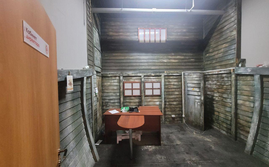 Площади от 100 до  377,6 м², ТЦ" Квадро" фото