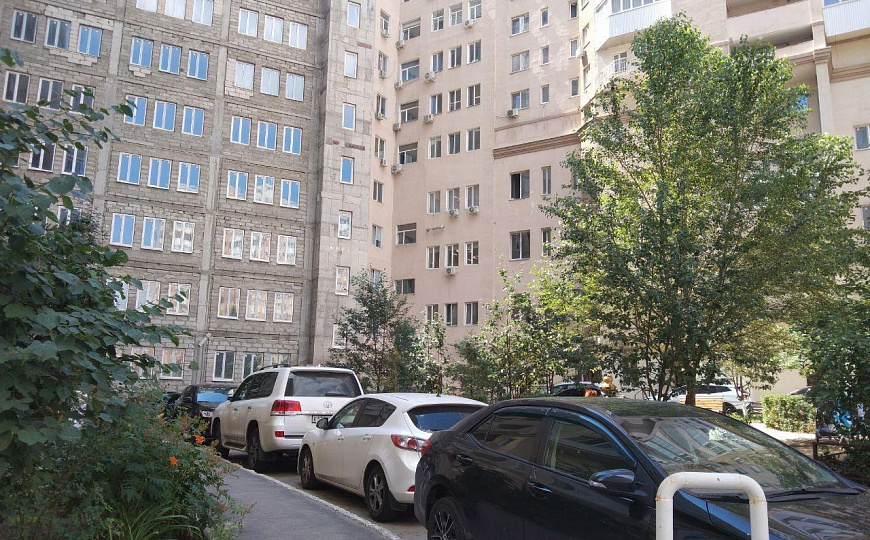 Продам офисные помещения фото