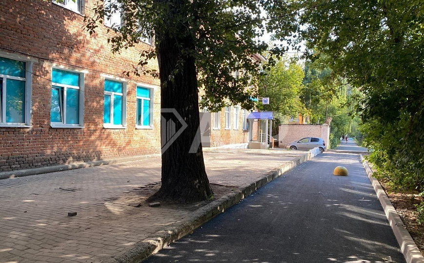 Помещение в центре рядом с ВУЗами, 188,8м² фото