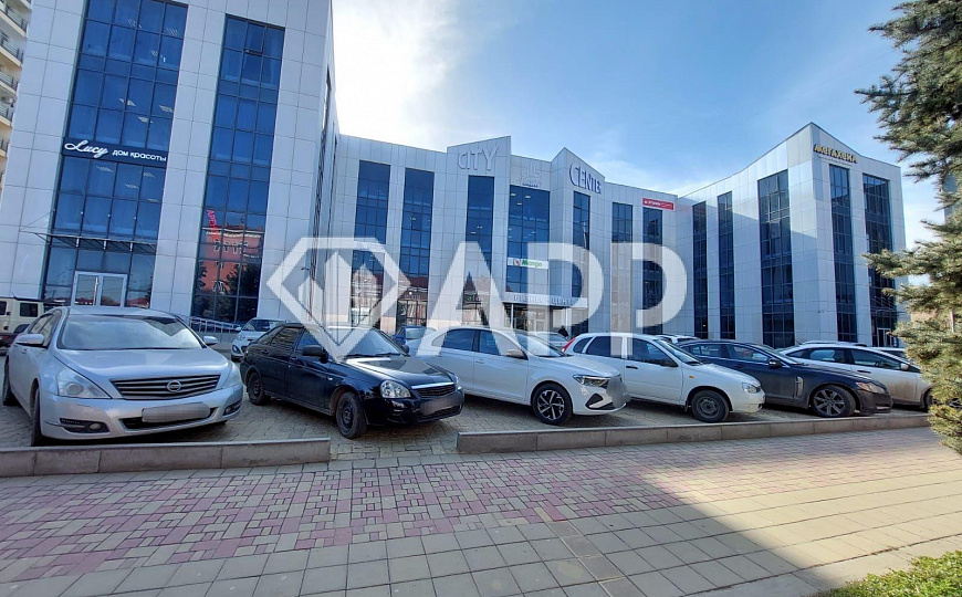 Сдам торговое помещение, 46 м², 31 м² на втором этаже фото