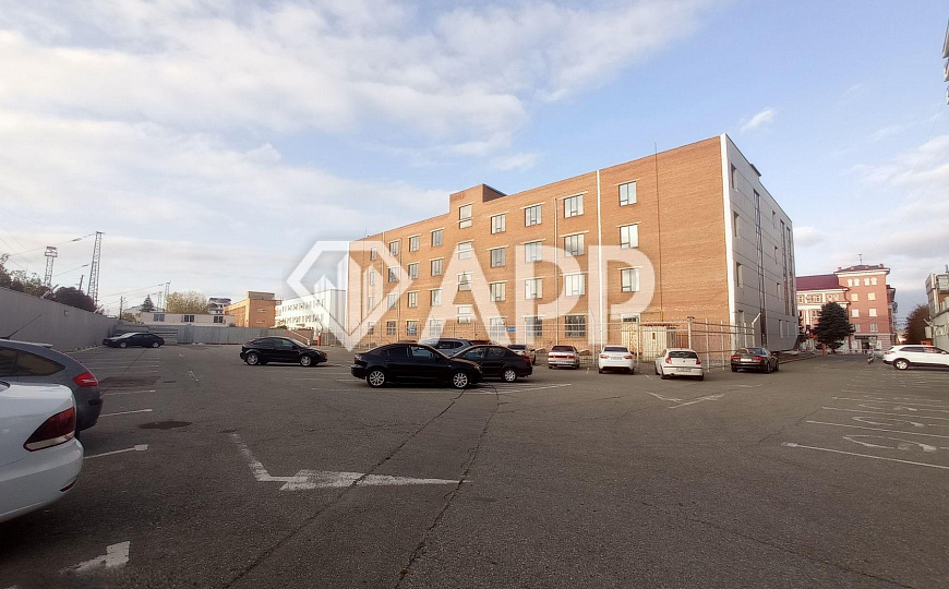 Сдам торговое помещение, 46 м², 31 м² на втором этаже фото