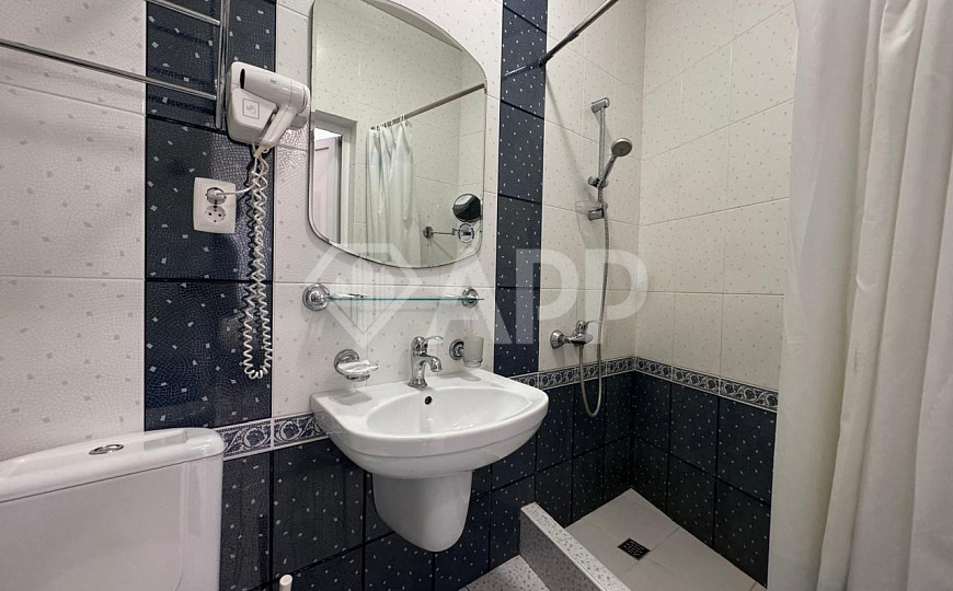 Продам гостиница, 1 197 м² фото