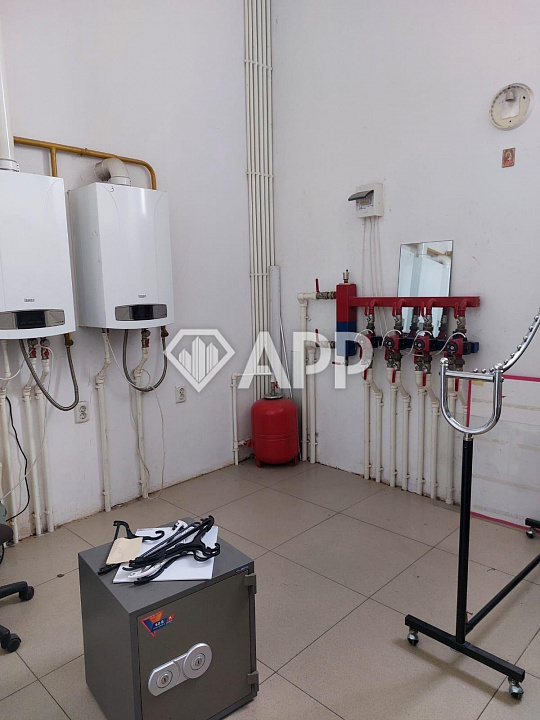 Сдам помещение свободного назначения, 311 м² фото