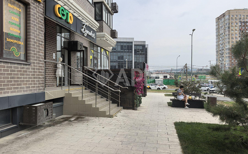 Сдам торговое помещение, 50 м² фото