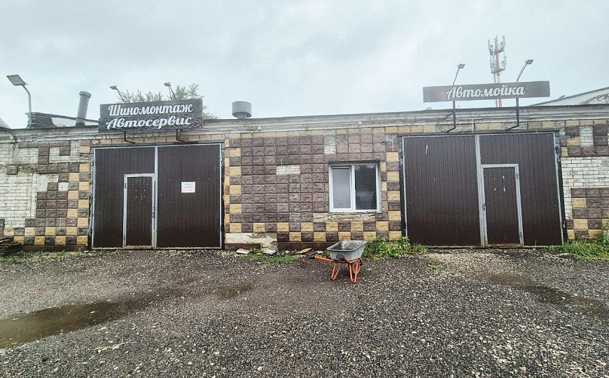 Сдам помещение под автосервис , склад, производство 195кв.м. Возможно увеличение площади фото