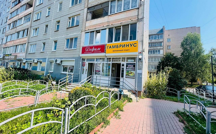 Сдам отделы в действующем магазине на высоком трафике 22м² и 11,5м² фото
