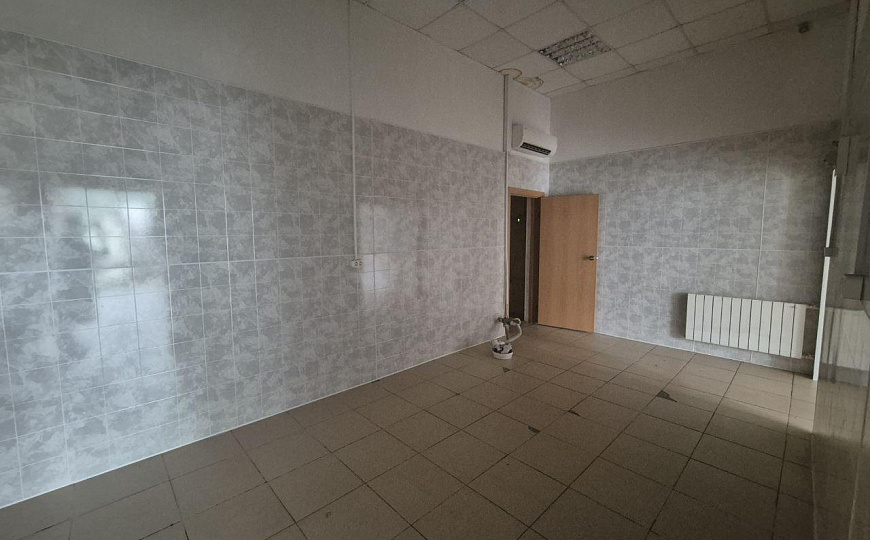 Сдам помещение 75кв.м. с высоким трафиком фото
