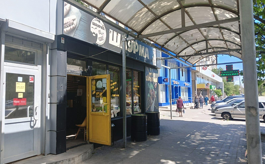 Помещение с санузлом в центре района, 30 м² фото