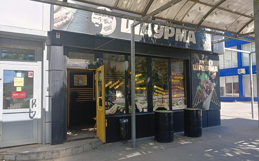 Помещение с санузлом в центре района, 30 м² фото