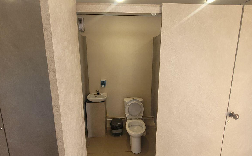 Свободного назначения. 42 м2 фото