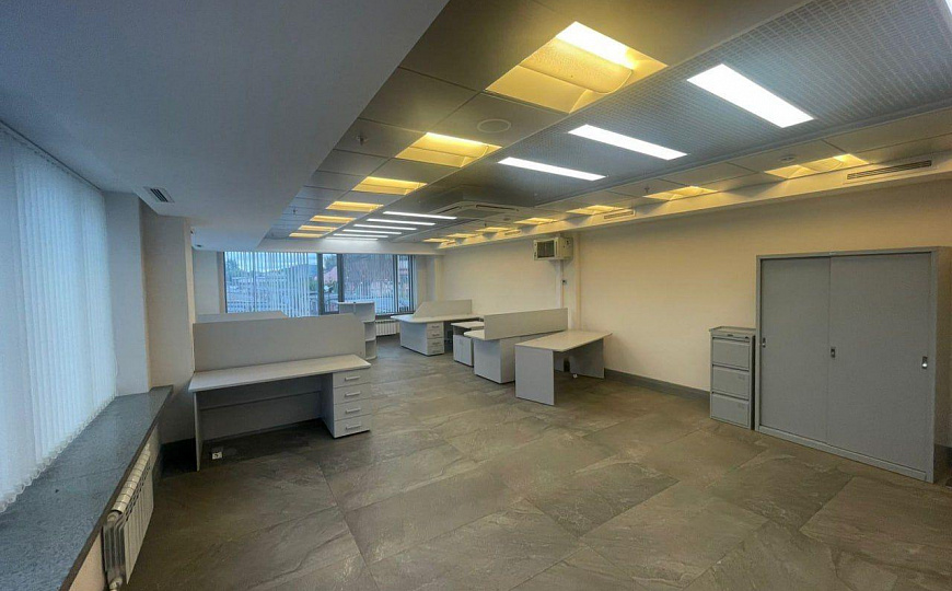Сдам бизнес-центр/офисный центр, 1 153 м² фото