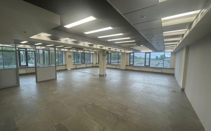 Сдам бизнес-центр/офисный центр, 1 153 м² фото