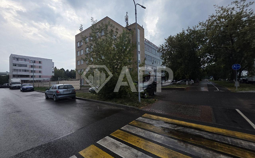 Продается отдельно стоящее здание с арендаторами 3970м² фото
