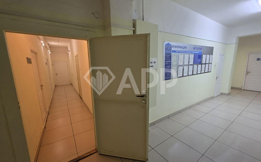 Продается отдельно стоящее здание с арендаторами 3970м² фото