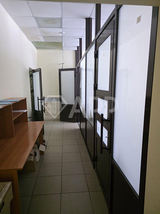 Продается отдельно стоящее здание с арендаторами 3970м² фото