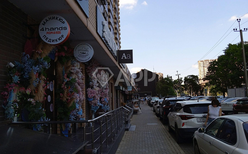 Продаю помещение свободного назначения, 312,8 м² фото