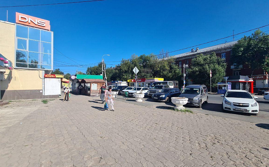 Торговое помещение на трафике фото