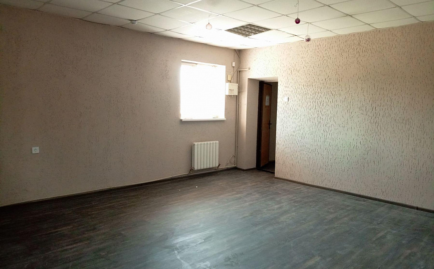 Производственно-складское помещение 2 005 м² фото