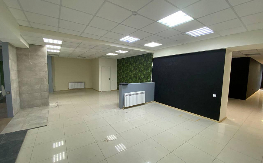 Помещение на 1 линии, 271 м² фото