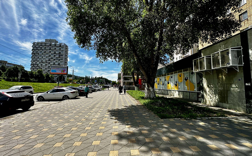Помещение  583,3 м² с федеральным арендатором на пр. Ленина фото