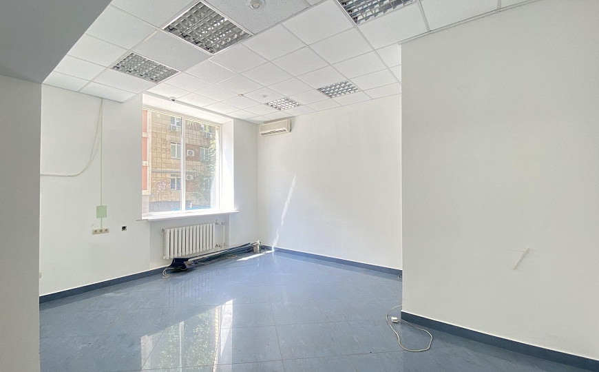 Помещение  583,3 м² с федеральным арендатором на пр. Ленина фото