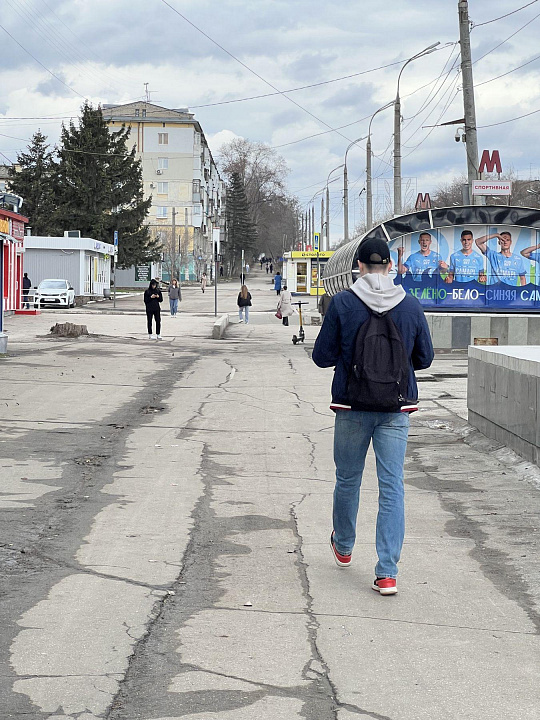 Помещение 212м2 Первая линия около входа ст метро «Спортивная» фото